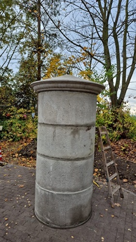 Litfaß-Säule zum Gustav-Klaue-Denkmal